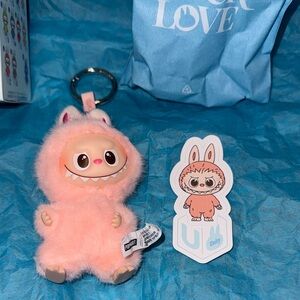 POP MART Pin For Love CONFIRMED “U”